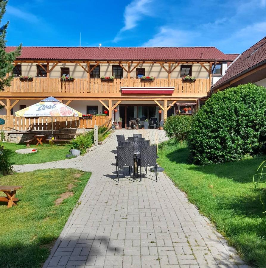 Soukromá rezidence Pohádková usedlost Lovětín Hotel Exterior foto